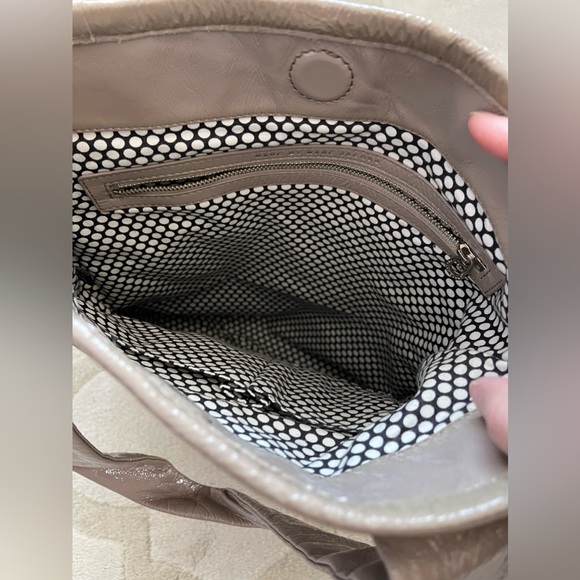 Neo Vintage Marc By Marc Jacobs patent leather tote - Picture 6 of 7